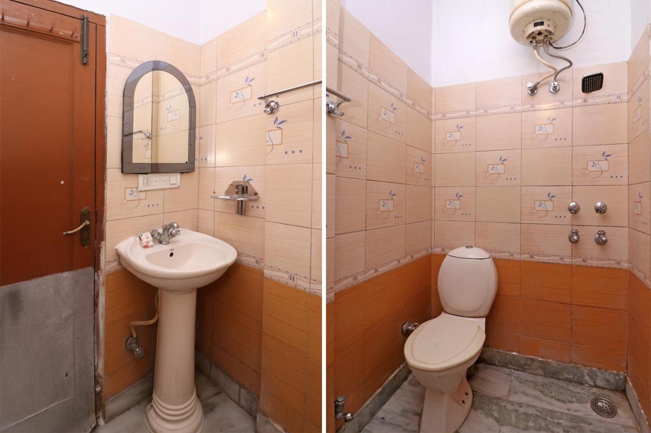 Oyo 29304 Hotel Pooja Yamuna Nagar Ruang foto